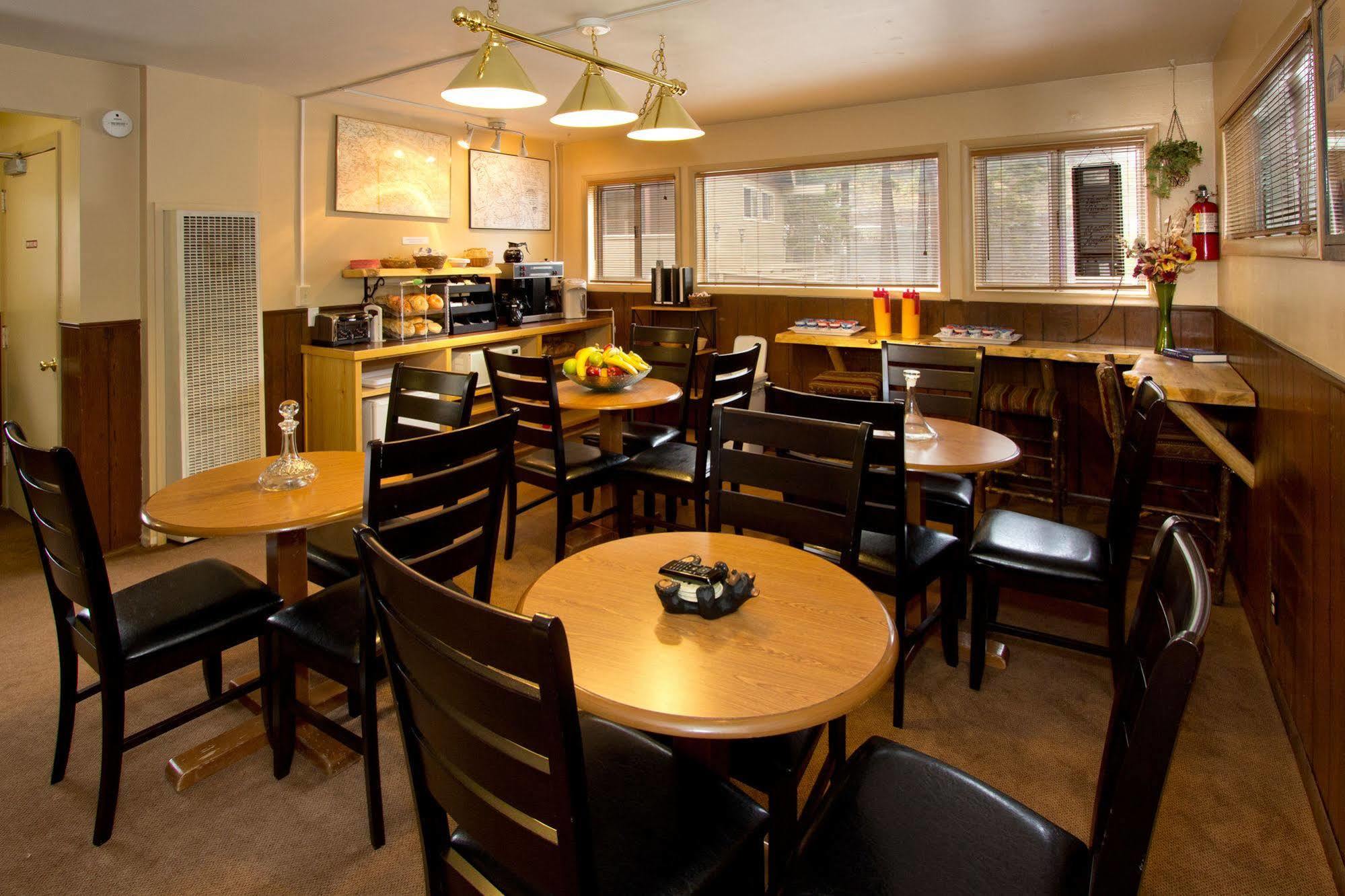 Holiday Haus Mammoth Lakes Bagian luar foto