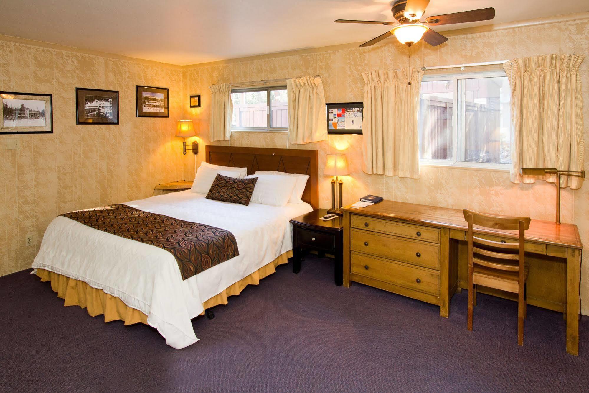 Holiday Haus Mammoth Lakes Bagian luar foto